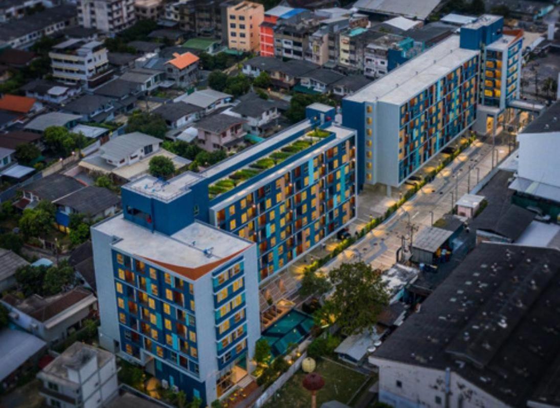 Apartamento Lumpini Sukhumvit 101 *